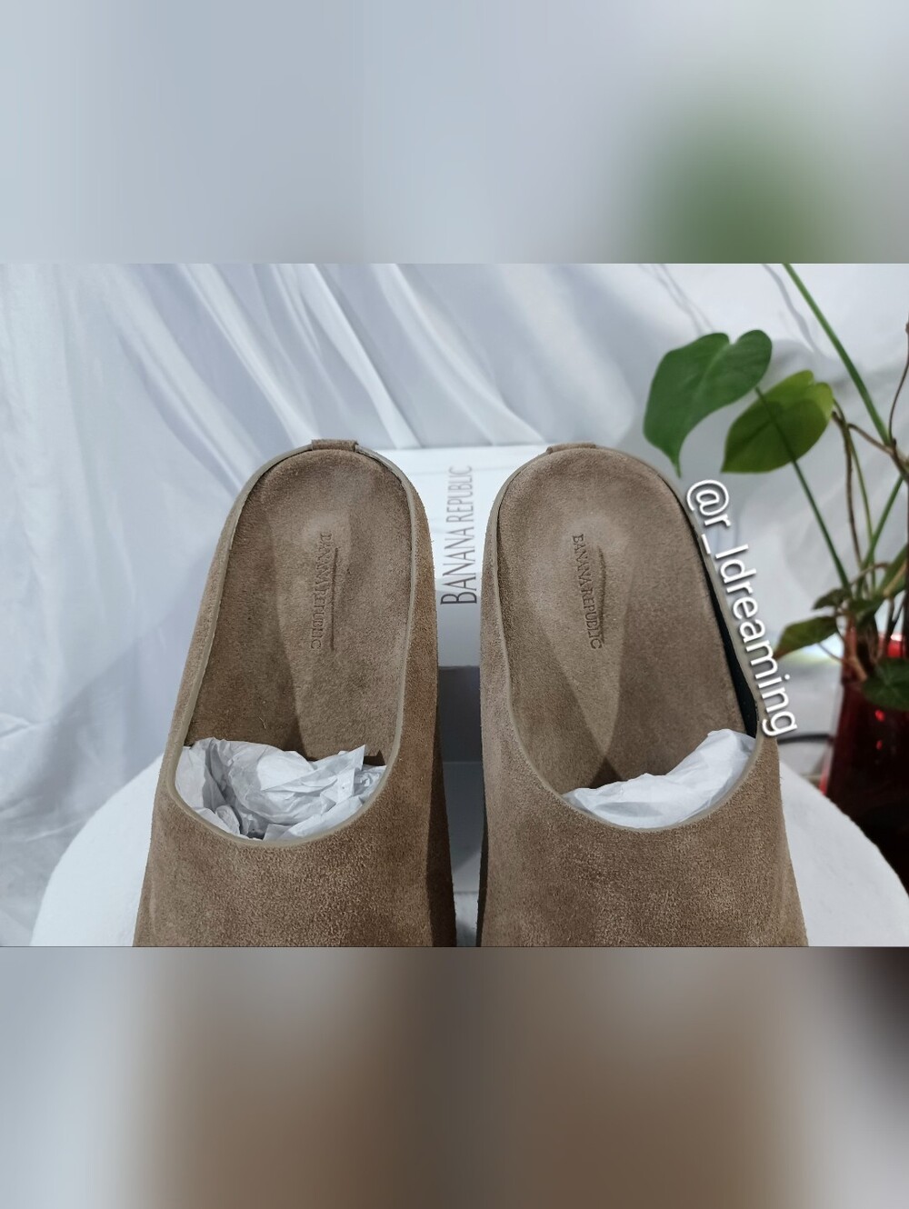 New Banana Republic Slip-On Suede Clog in Taupe Size 7 - Picture 6 of 14